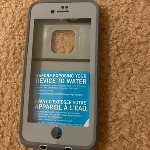iPhone 7/8 life proof case